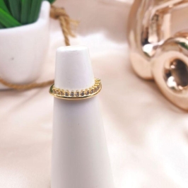 ANEL LISO E CREAVEJADO EM MICRI ZIRCONIA SEPARADAS