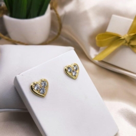 BRINCO CORAÇÃO COM 3 PEDRAS DE ZIRCONIA REDONDAS