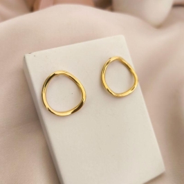 BRINCO REDONDO TORCIDO VAZADO