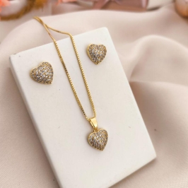 CONJUNTO CORAÇÃO  CRAVEJADO EM MICRO ZIRCONIA