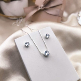 CONJUNTO REDONDO COM PEDRA DE ZIRCONIA M