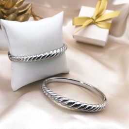 BRACELETE TRANÇADO LISO JUNTO