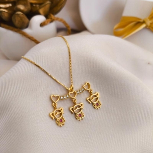 COLAR COM 3 MENINAS COM PEDRA DE MICRO ZIRCONIA FILHOS