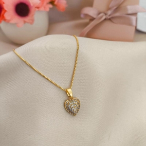 COLAR COM CORAÇÃO PEQUENO TODO  CRAVEJADO COM MICRO ZIRCONIA