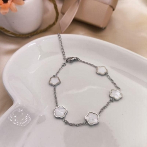 PULSEIRA FLOR BRANCO LISO