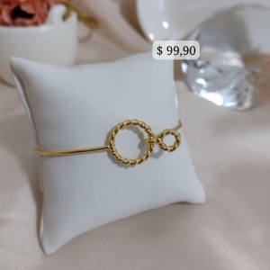 BRACELETE LISO COM CIRCULOS TRANÇADOS