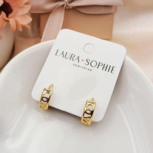 ARGOLA VAZADA COM NOME LOVE VAZADO