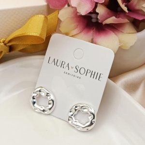 BRINCO CIRCULO ORGANICO LARGO VAZADO