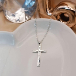 COLAR COM CRUCIFIXO