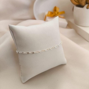 PULSEIRA COM ELOS DETALHADOS