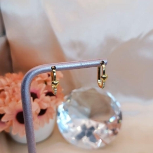 ARGOLA  COM CORAÇÃO E QUATRO PEDRINHAS DE MICRO ZIRCONIA