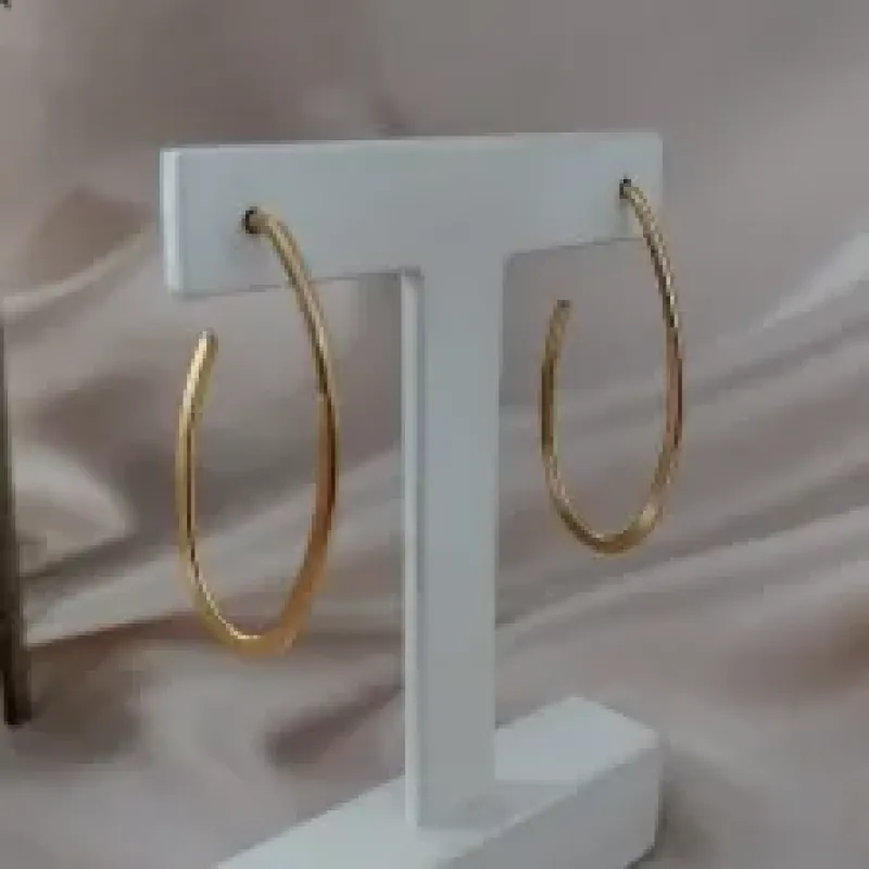 BRINCO ARGOLA OVAL TAMANHO 45MM