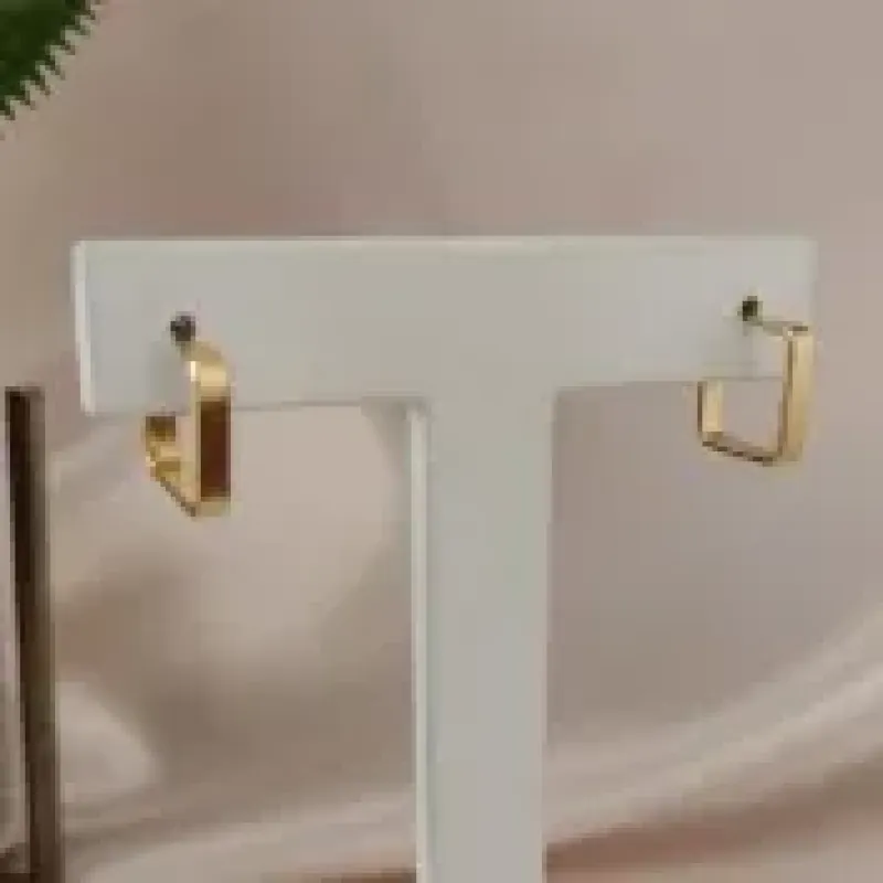 BRINCO ARGOLA QUADRADA CHATADA 12MM