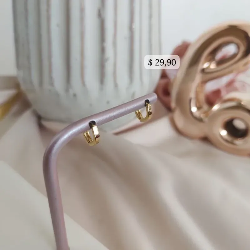 BRINCO ARGOLA QUADRADA LISA M