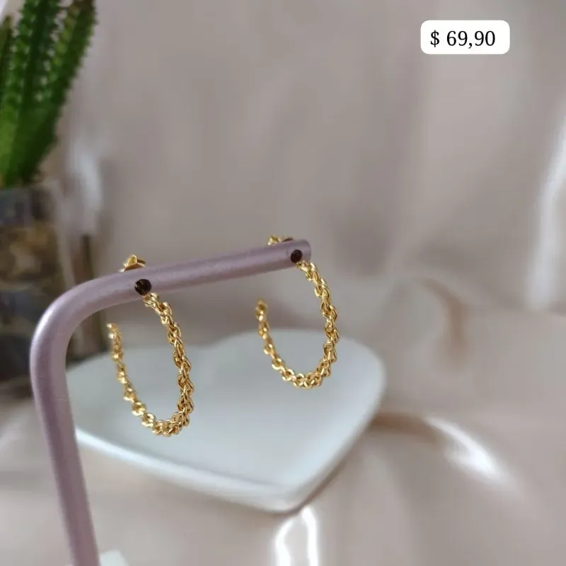 BRINCO ARGOLA VÁRIOS FIOS ENTRELAÇADOS 28MM