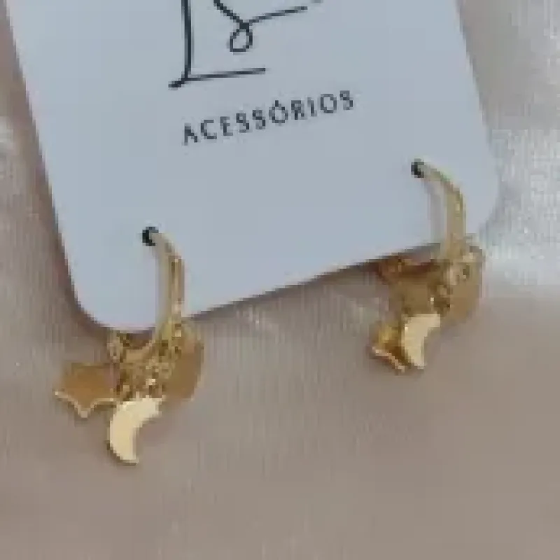 BRINCO ARTICULADOR 3 PLACAS DE CORAÇÃO LUA E ESTRELA