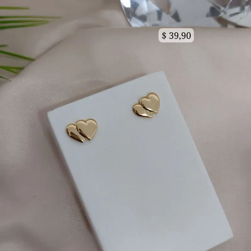 BRINCO COM 2 CORAÇÕES UNIDOS CHAPINHA BOLEADA LISA