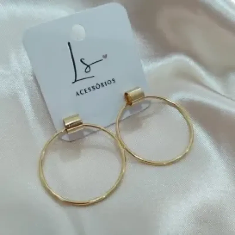 BRINCO COM ARO VAZADO