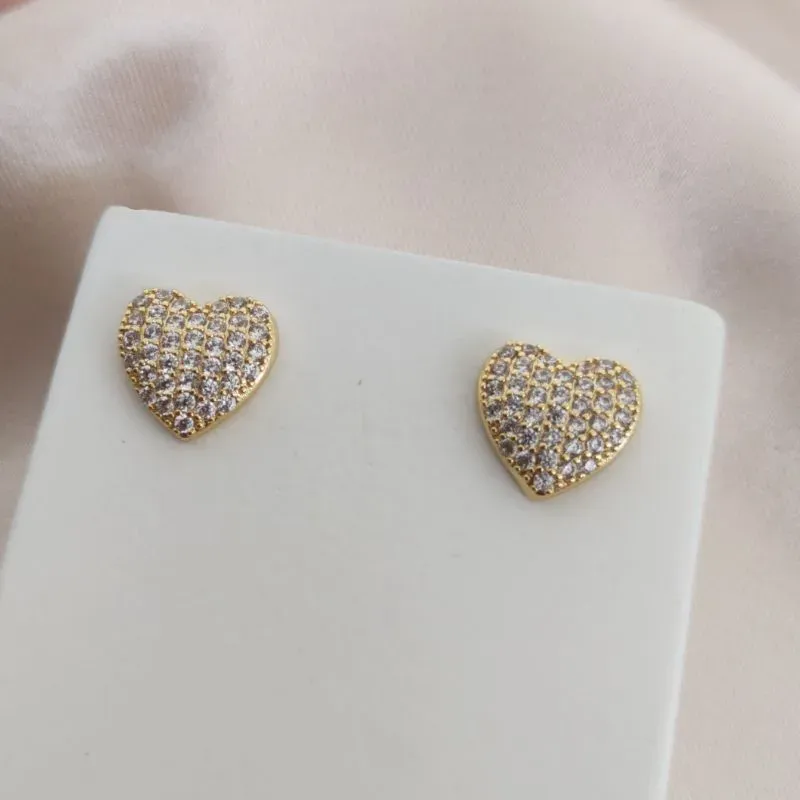 BRINCO DE CORAÇÃO CRAVEJADO EM MICRO ZIRCONIA 12MM