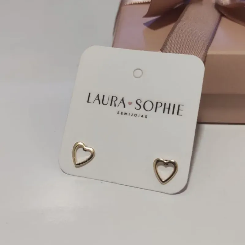 BRINCO DE CORAÇÃO VAZADO 7MM