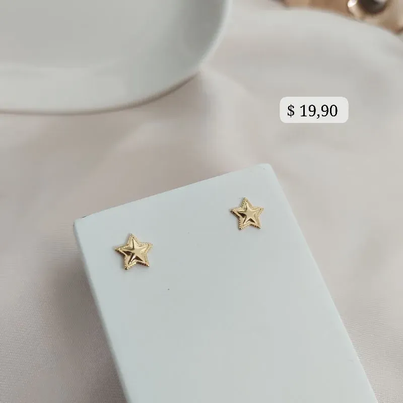 BRINCO ESTRELA COM DETALHE NAS BORDAS