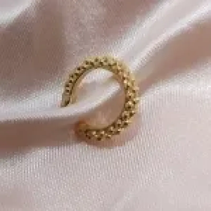 BRINCO FAKE MINI ESFERAS LISAS