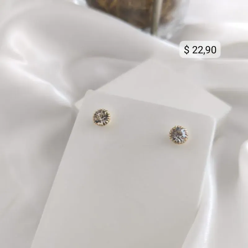 BRINCO PONTO DE LUZ COM DETALHES LATERAIS