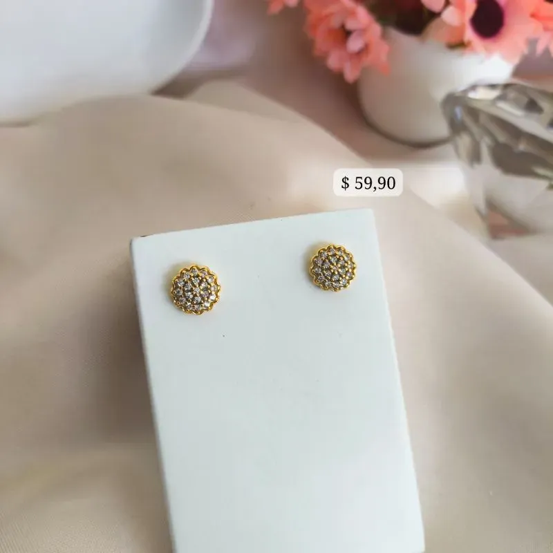 BRINCO REDONDO PIZZA CRAVEJADO EM MICRO ZIRCONIA