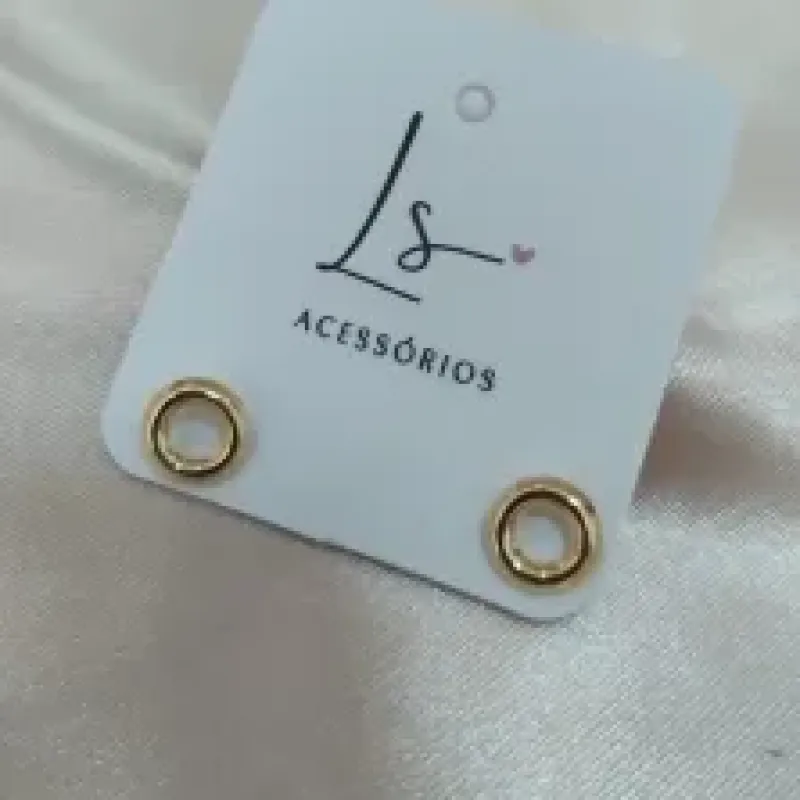 BRINCO REDONDO VAZADO LISO 2MM DE ESPESSURA