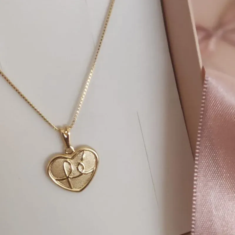 COLAR COM PLACA DE CORAÇÃO E FÉ