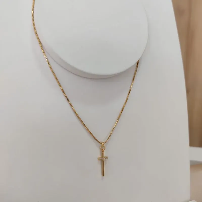 COLAR VENESIANA PINGENTE CRUS PEQUENA ZIRCONIA NO MEIO 18MM