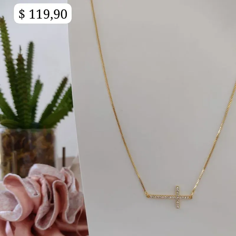 COLAR VENEZIANA PINGENTE CRUZ DE LADO CRAVEJADA ZIRCONIA