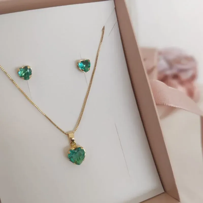 CONJUNTO CORAÇÃO PEDRA VERDE ZIRCONIA