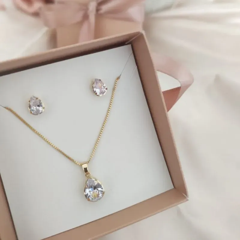 CONJUNTO PEDRA EM FORMA DE GOTA CAIXA ABERTA