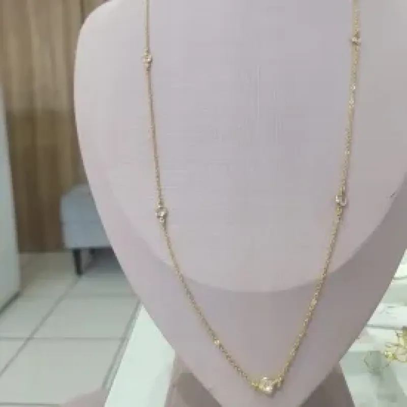 LONGUINHO ELO PORTUGUES COM 6 PEDRAS DE ZIRCONIA