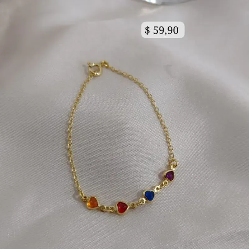 PULSEIRA INFANTIL ELO PORTUGUES COM 4 CORAÇÃO COLORIDOS