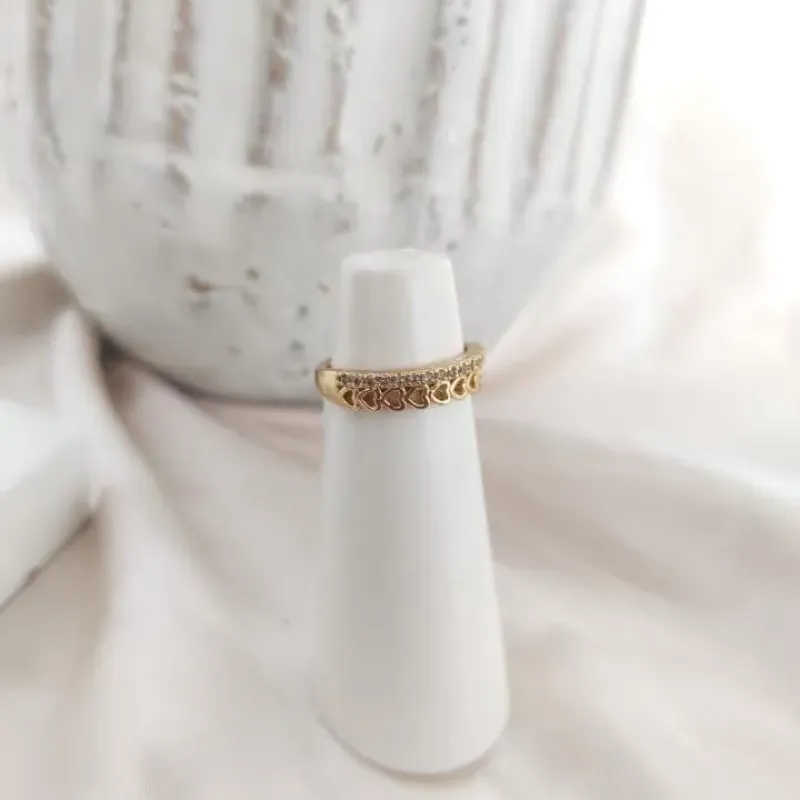 ANEL 2 EM 1 APARADOR E CORAÇÕES VAZADOS