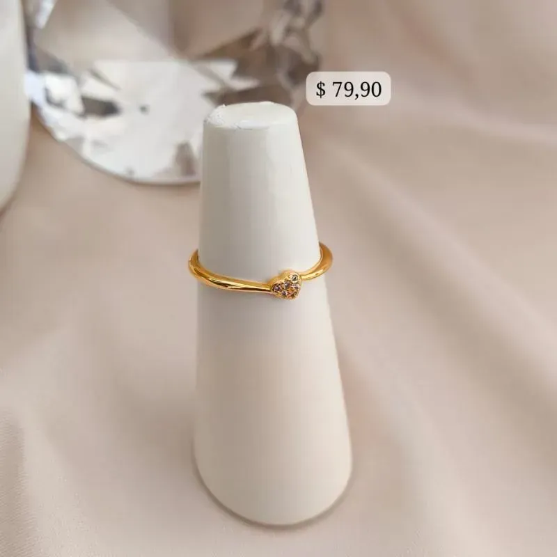 ANEL FINO COM MINI CORAÇÃO CRAVEJADO EM MICRO