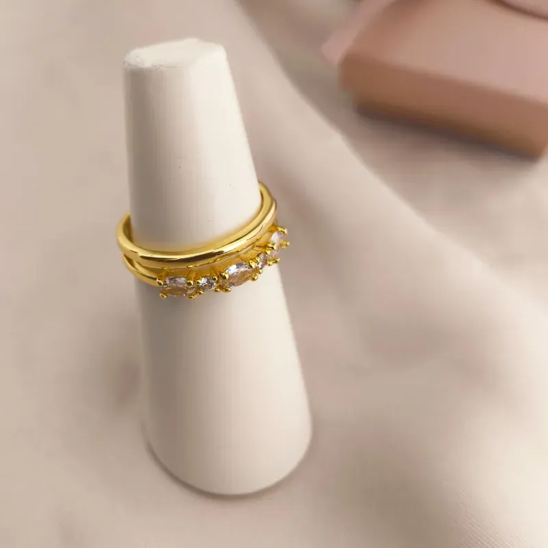 ANEL 2 EM 1 LISO E COM PEDRAS OVAIS ZIRCONIA