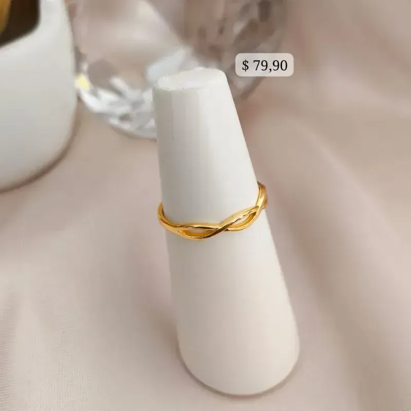 ANEL COM 3 CIRCULO OVAIS LISOS VAZADOS