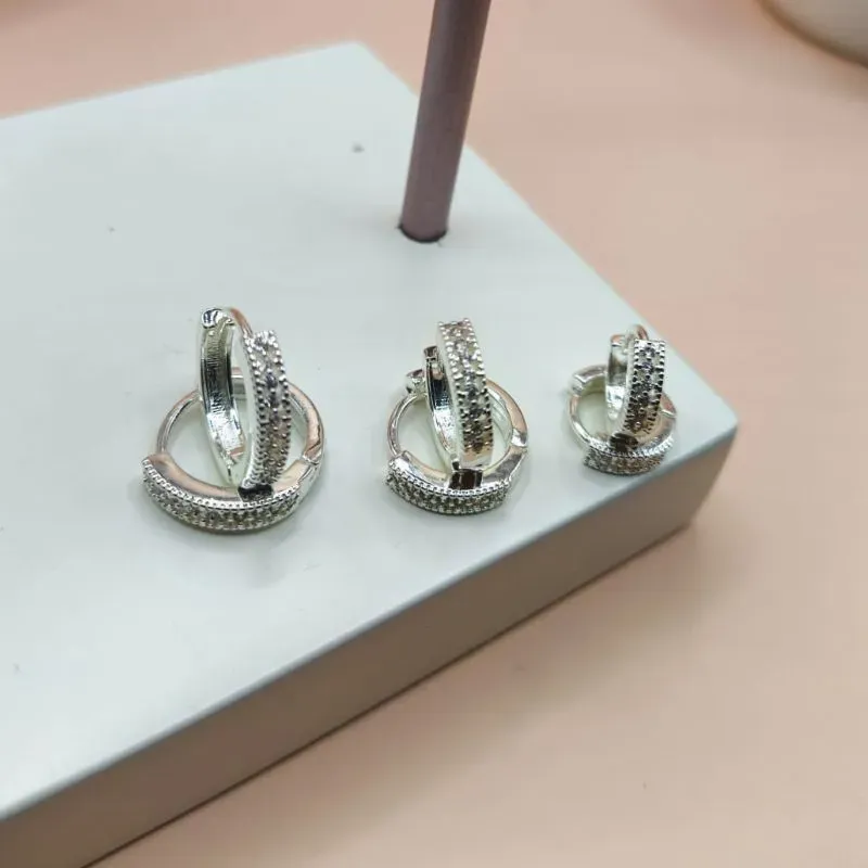 TRIO DE ARGOLA COM 1 FILA EM MICRO ZIRCONIA TAMANO P , M, G