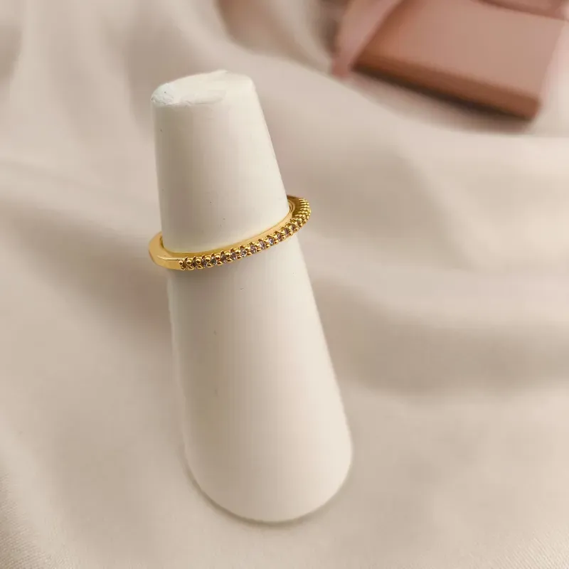 ANEL APARADOR FININHO COM Q FILA CRAVEJADO EM MICRO ZIRCONIA