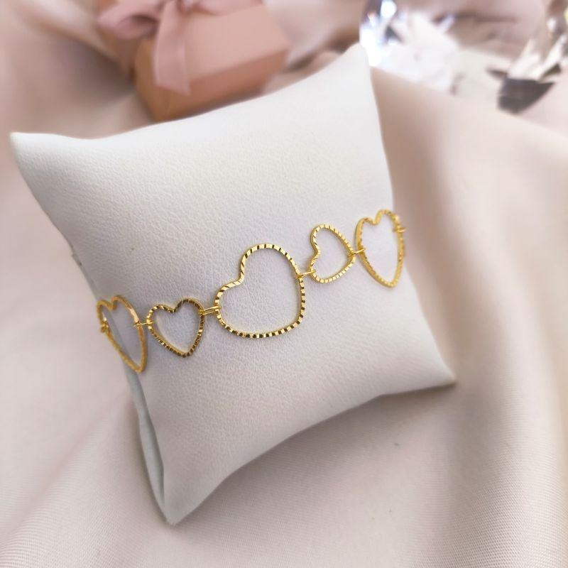 PULSEIRA TODA COM CORAÇÕES VAZADOS GRANDES E PEQUENOS