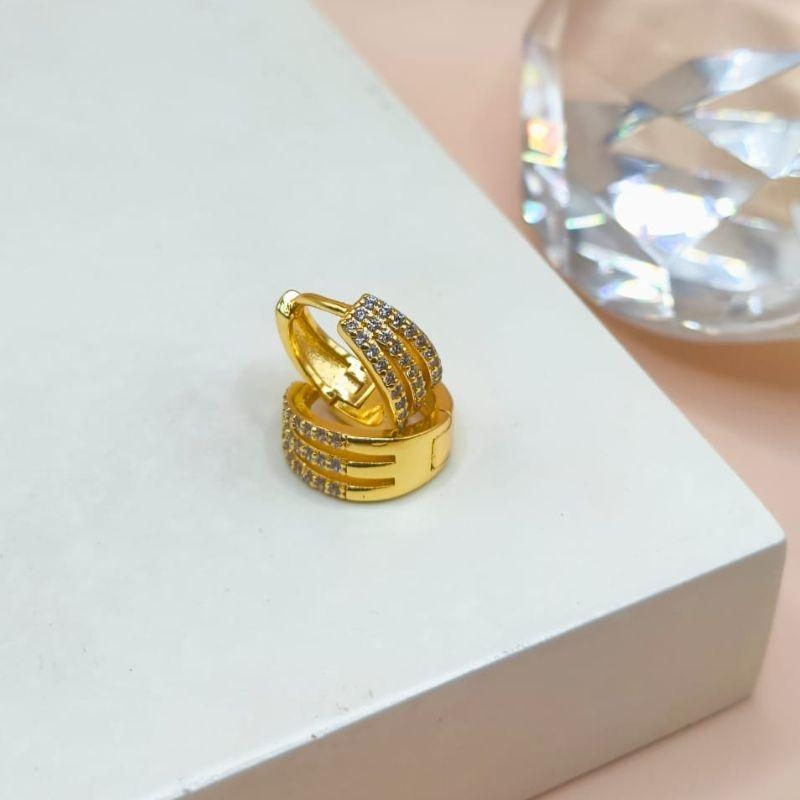 ARGOLA COM 3 FILAS DE ZIRCONIAS SEPARADAS