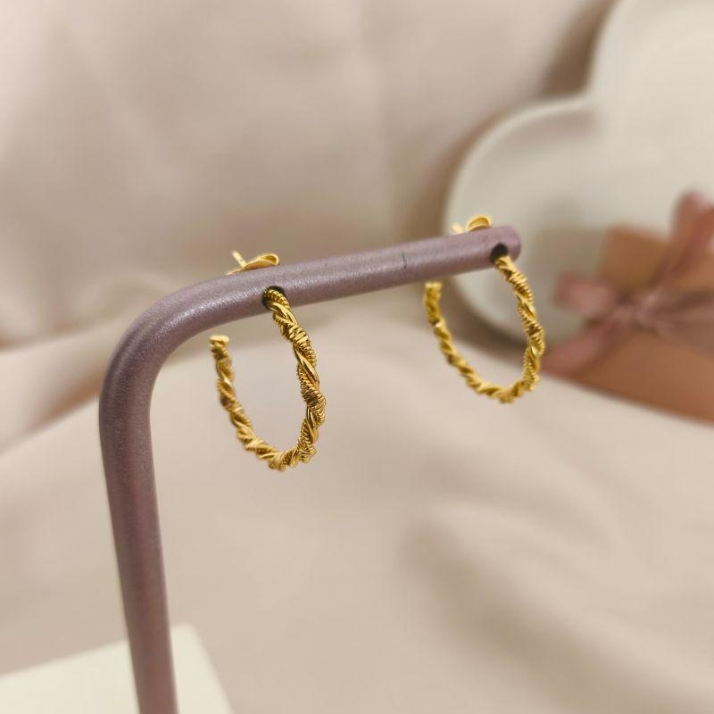 ARGOLA LISA E TRANÇADA