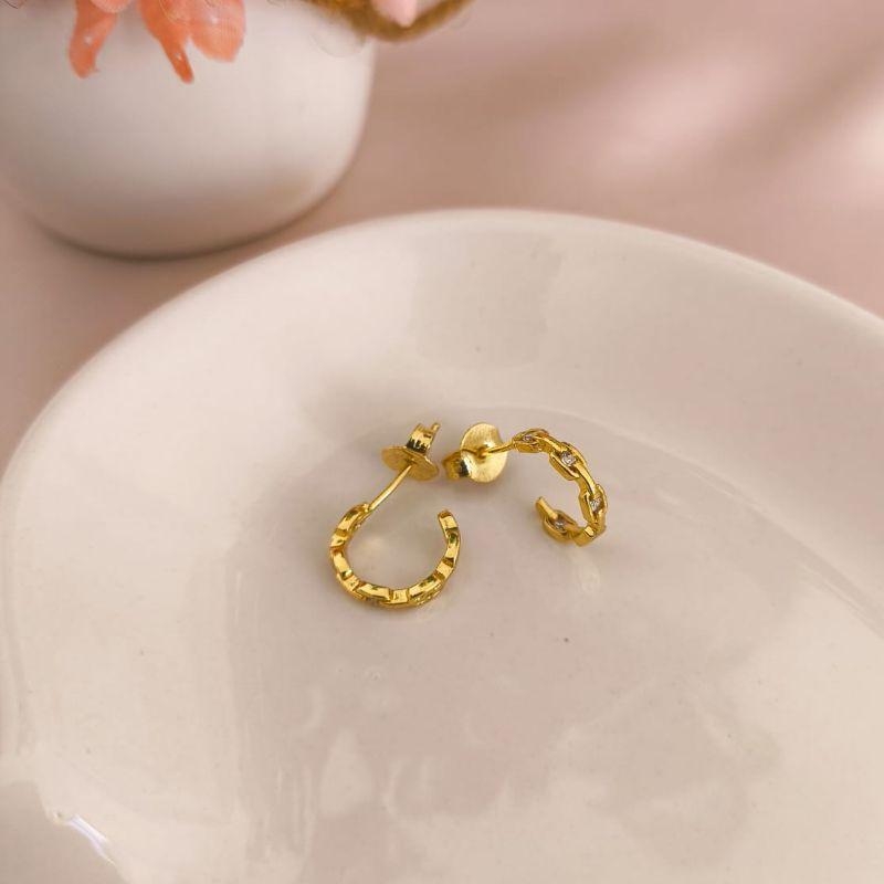 ARGOLA ESTILO CORRENTE COM PEDRAS DE ZIRCONIA