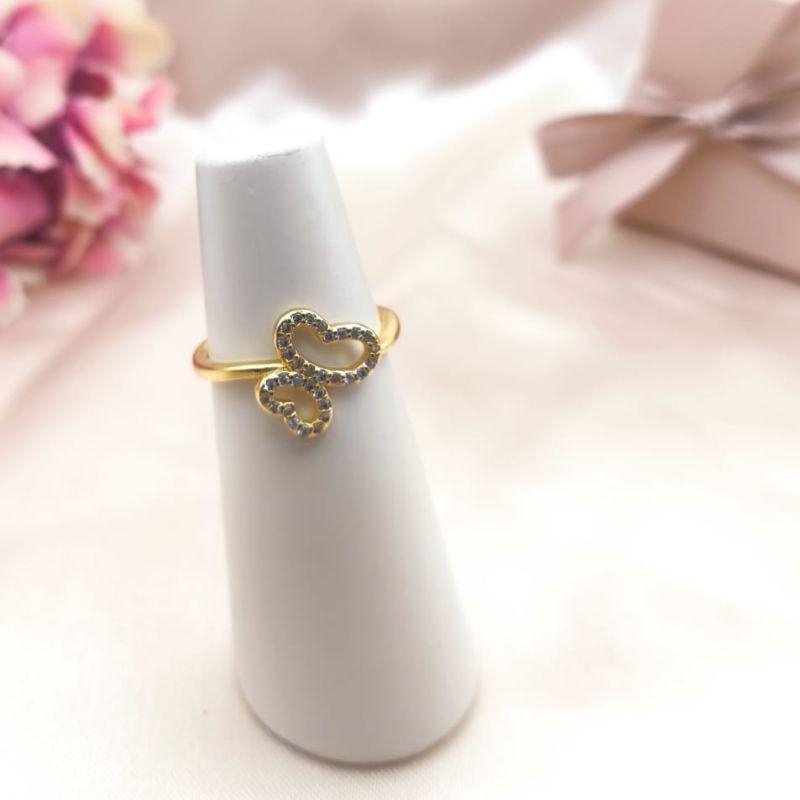ANEL COM BORBOLETA VAZADA CRAVEJADA EM  MICRO ZIRCINIA