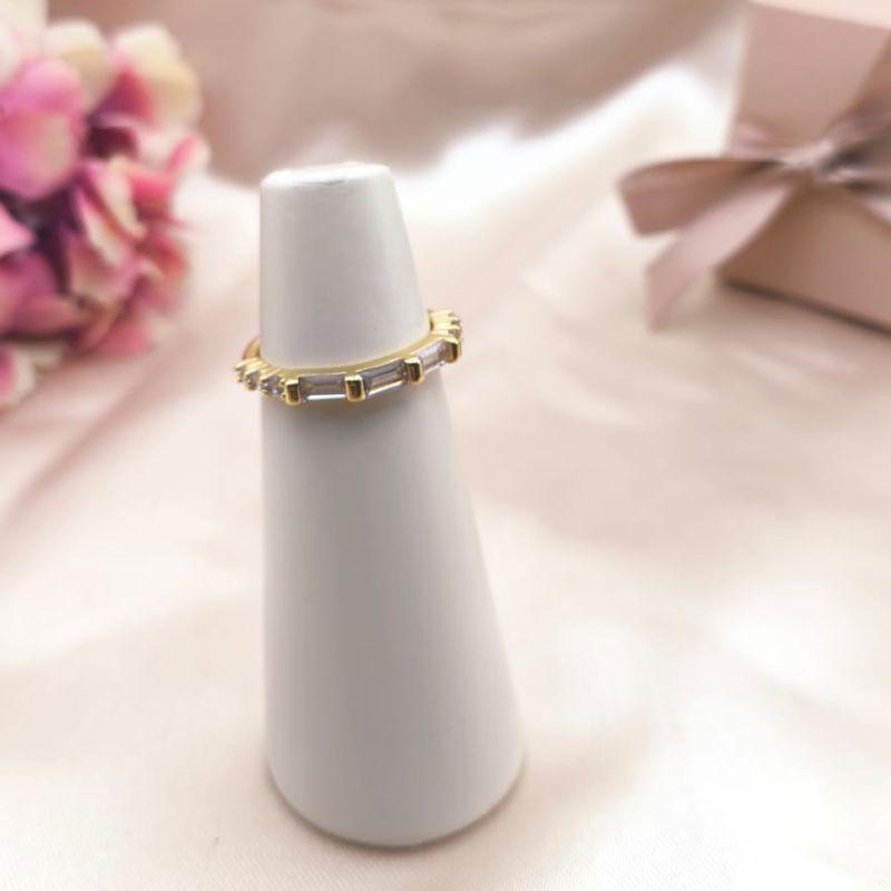 ANEL COM PEDRASA DE ZIRCONIA RETANGULARES