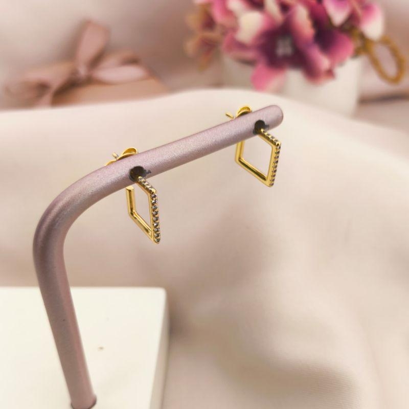 ARGOLA QUADRADA COM 1 FILA DE ZIRCONIA