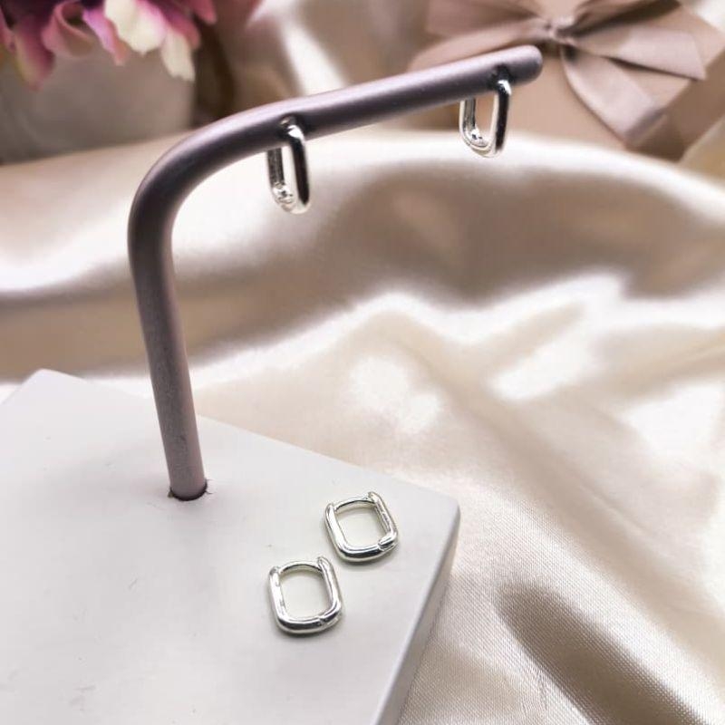 ARGOLA RETANGULAR PEQUENA LISA